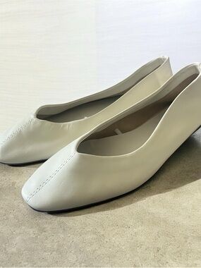 Zara Soft Leather Ballet Flats